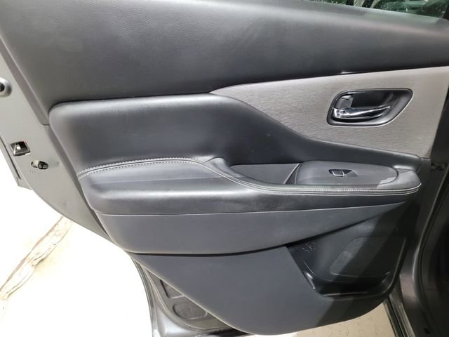 Used 2020 Nissan Murano SL image 49