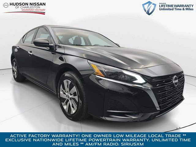 Used 2025 Nissan Altima 2.5 S image 1