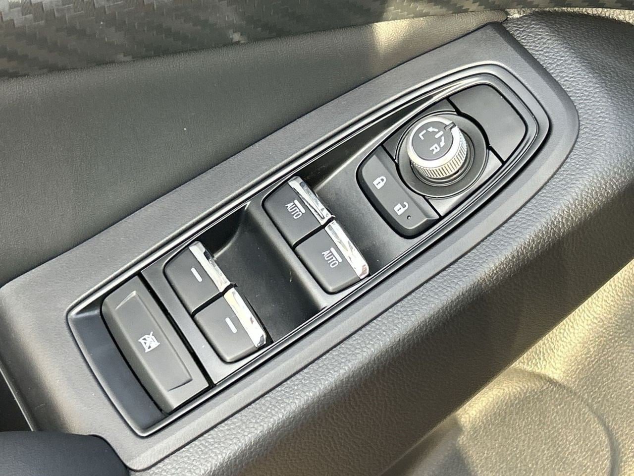 New 2026 Subaru Ascent Premium AWD/4WD image 17