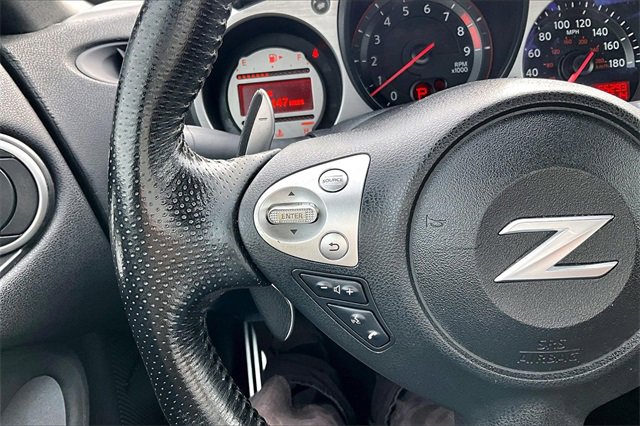 Used 2010 Nissan 370Z Touring image 10