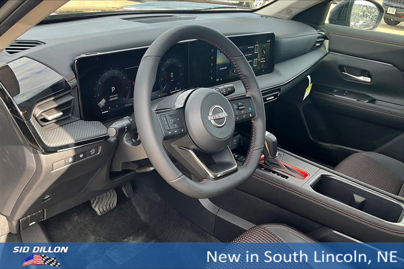 New 2025 Nissan Kicks SR w/ Illumination Package image 6