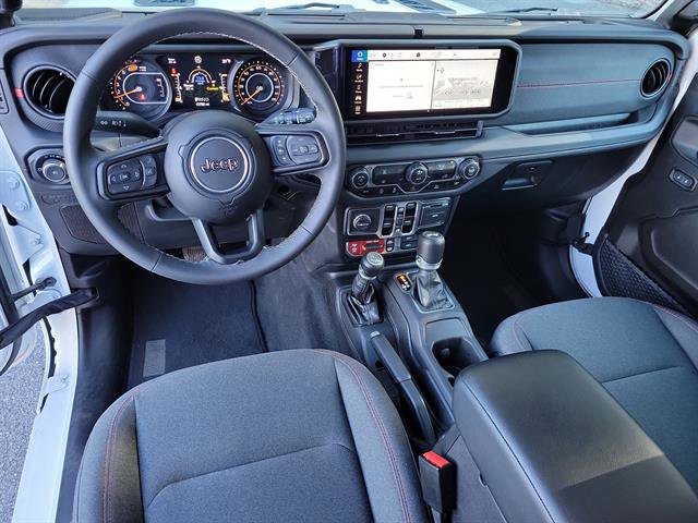 Used 2025 Jeep Wrangler Unlimited Rubicon image 9