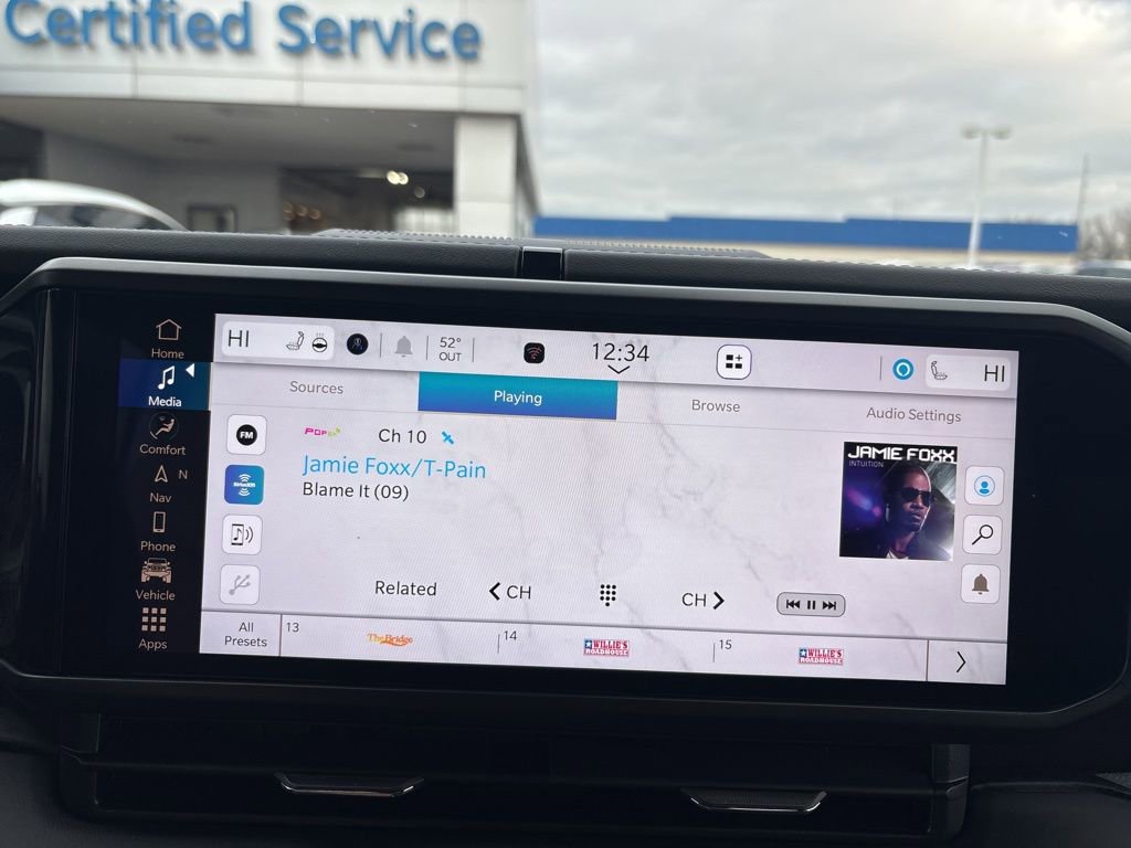 Used 2025 Jeep Wrangler Sahara image 43