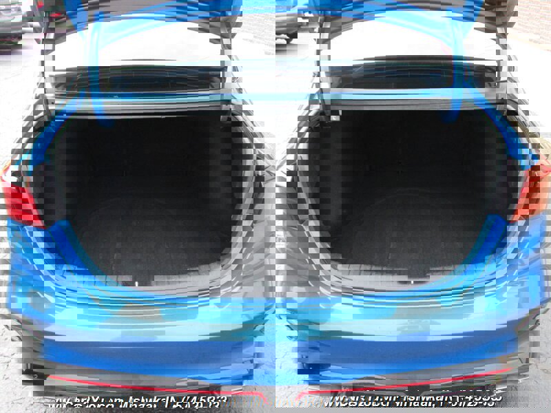 Used 2022 Kia Forte GT w/ GT Technology Package image 11