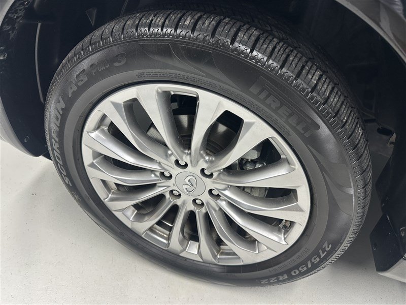 Used 2016 INFINITI QX80 4WD w/ Deluxe Technology Package image 19