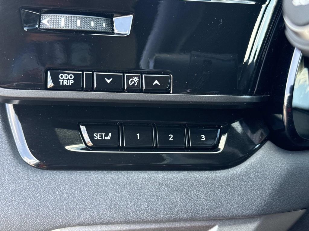 Used 2023 Lexus RX 350 Premium w/ Accessory Package (Z1) image 41