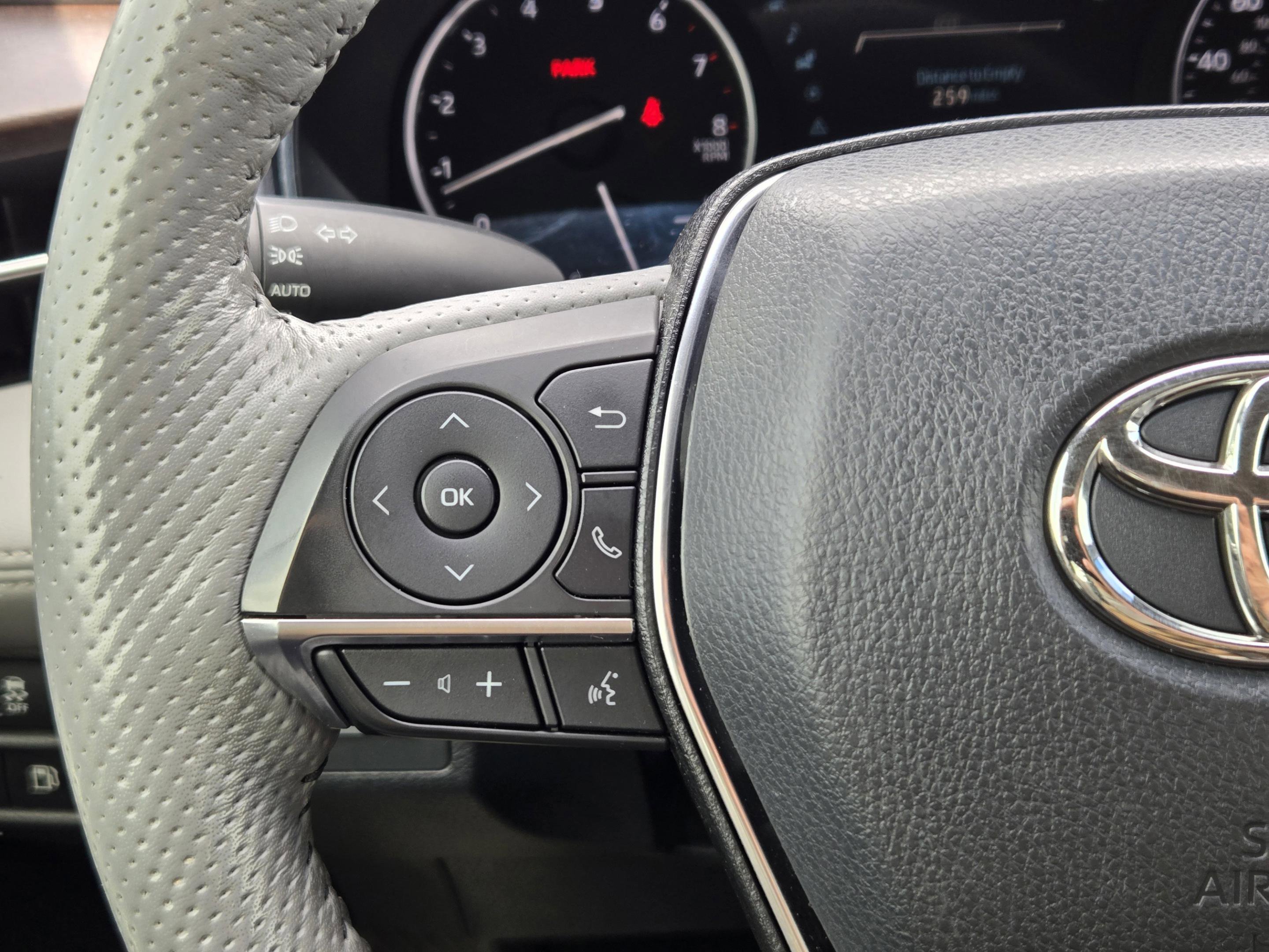 Used 2019 Toyota Avalon Limited w/ Advanced Safety Package image 31
