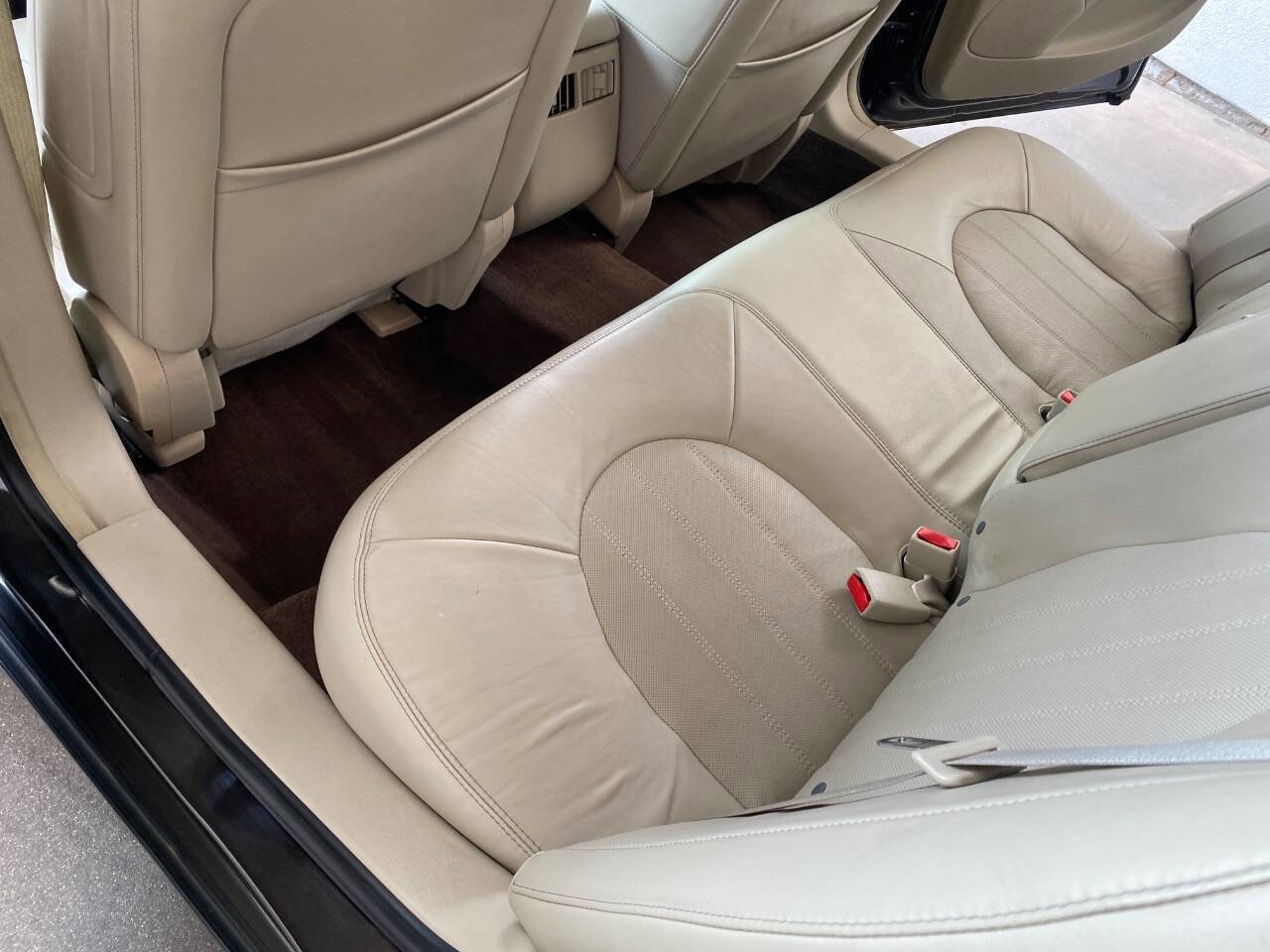 Used 2008 Buick Lucerne CXL w/ Ultra Confidence Package FWD image 25
