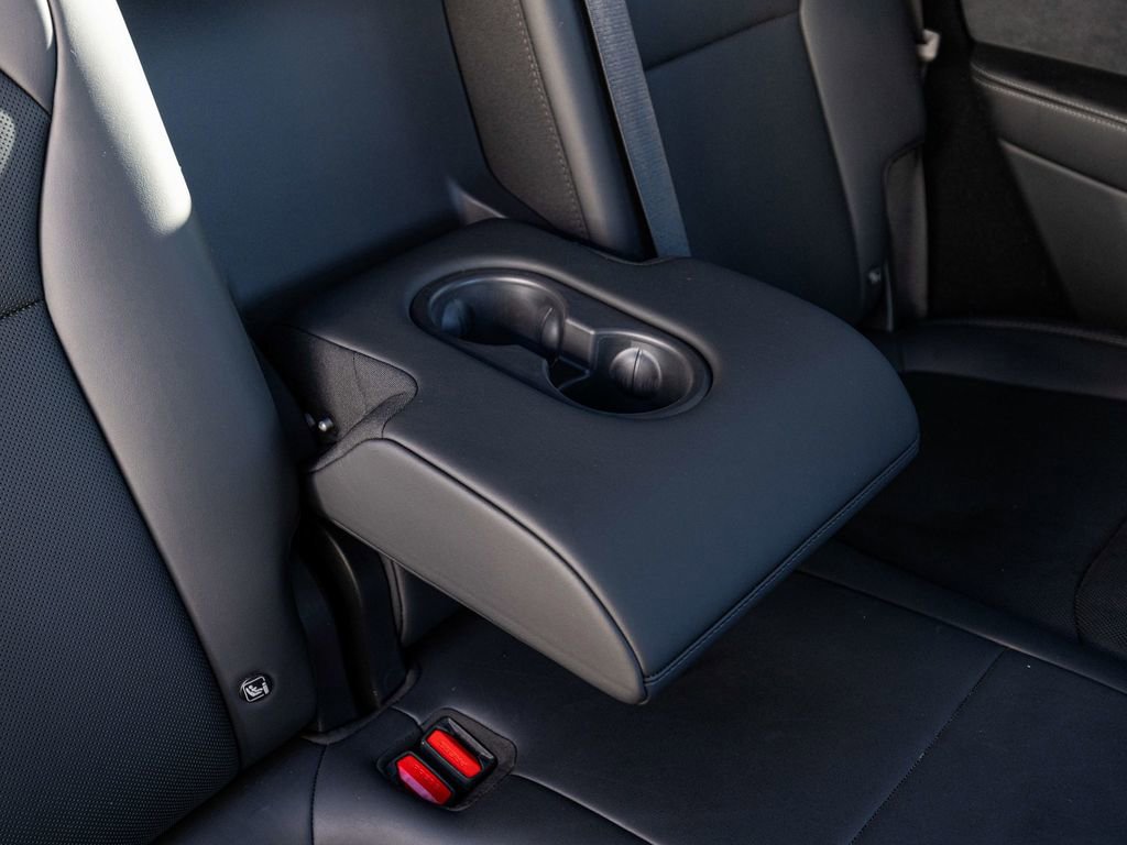 Used 2026 Tesla Model Y Long Range image 27