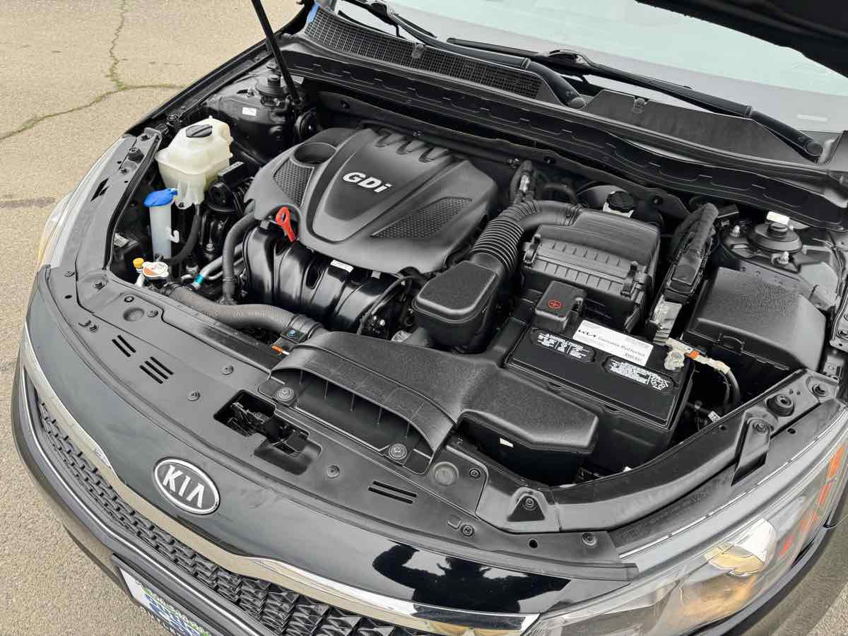 Used 2011 Kia Optima LX w/ Convenience Pkg image 34