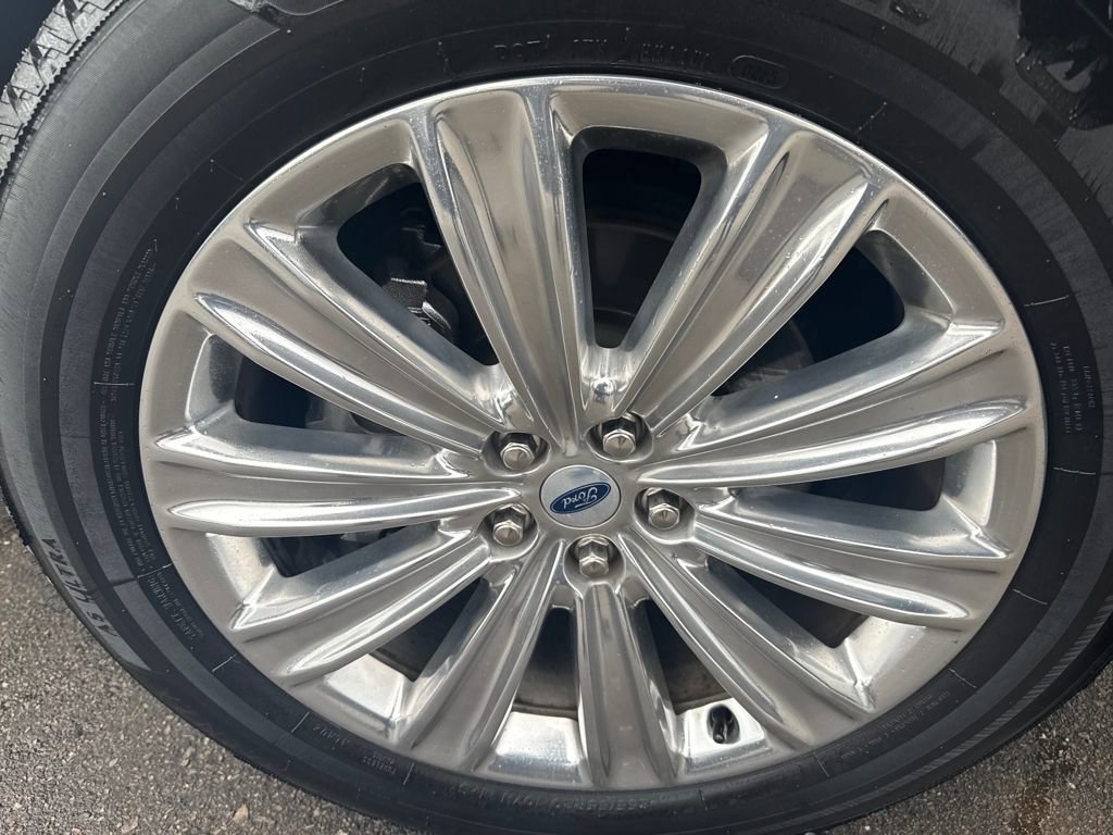 Used 2023 Ford Explorer Limited w/ Limited Technology Package image 39