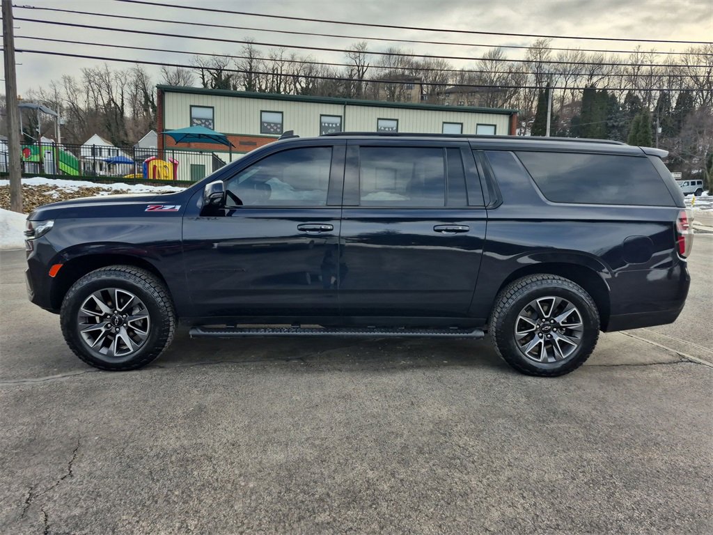 Used 2024 Chevrolet Suburban Z71 w/ Luxury Package image 12
