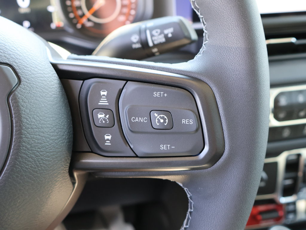 New 2026 Jeep Gladiator Rubicon w/ Safety Group AWD/4WD image 26
