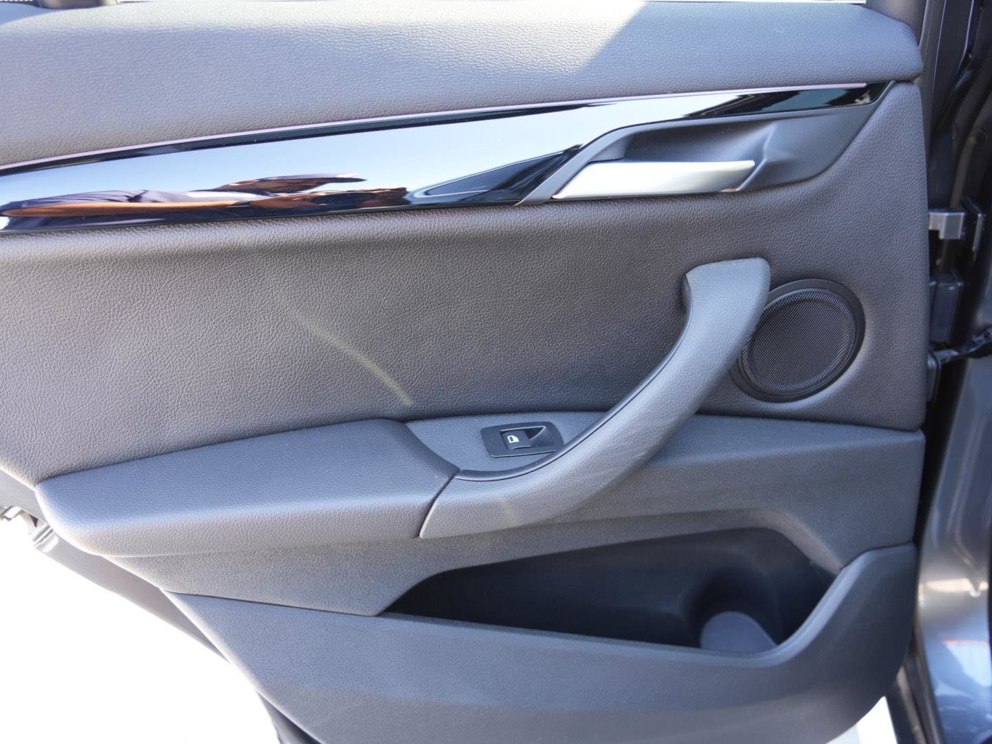 Used 2019 BMW X1 sDrive28i image 12