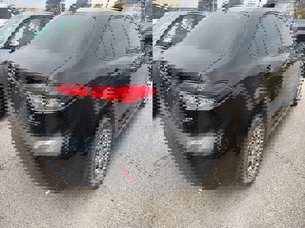 Used 2024 Toyota Corolla LE image 3