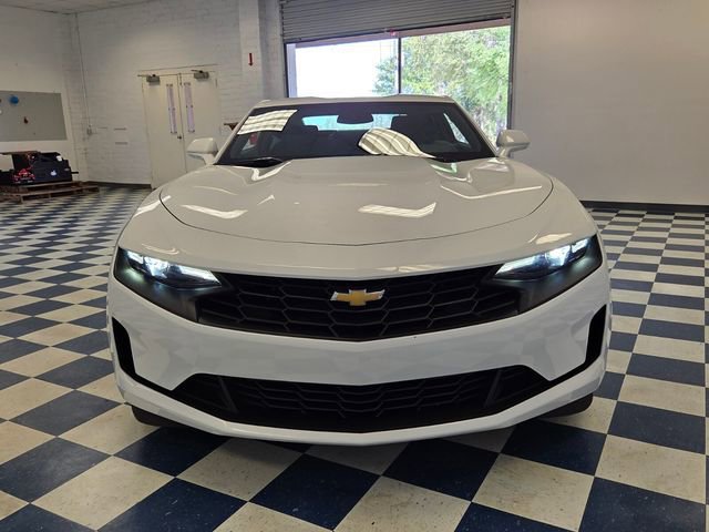 Used 2023 Chevrolet Camaro LT image 2