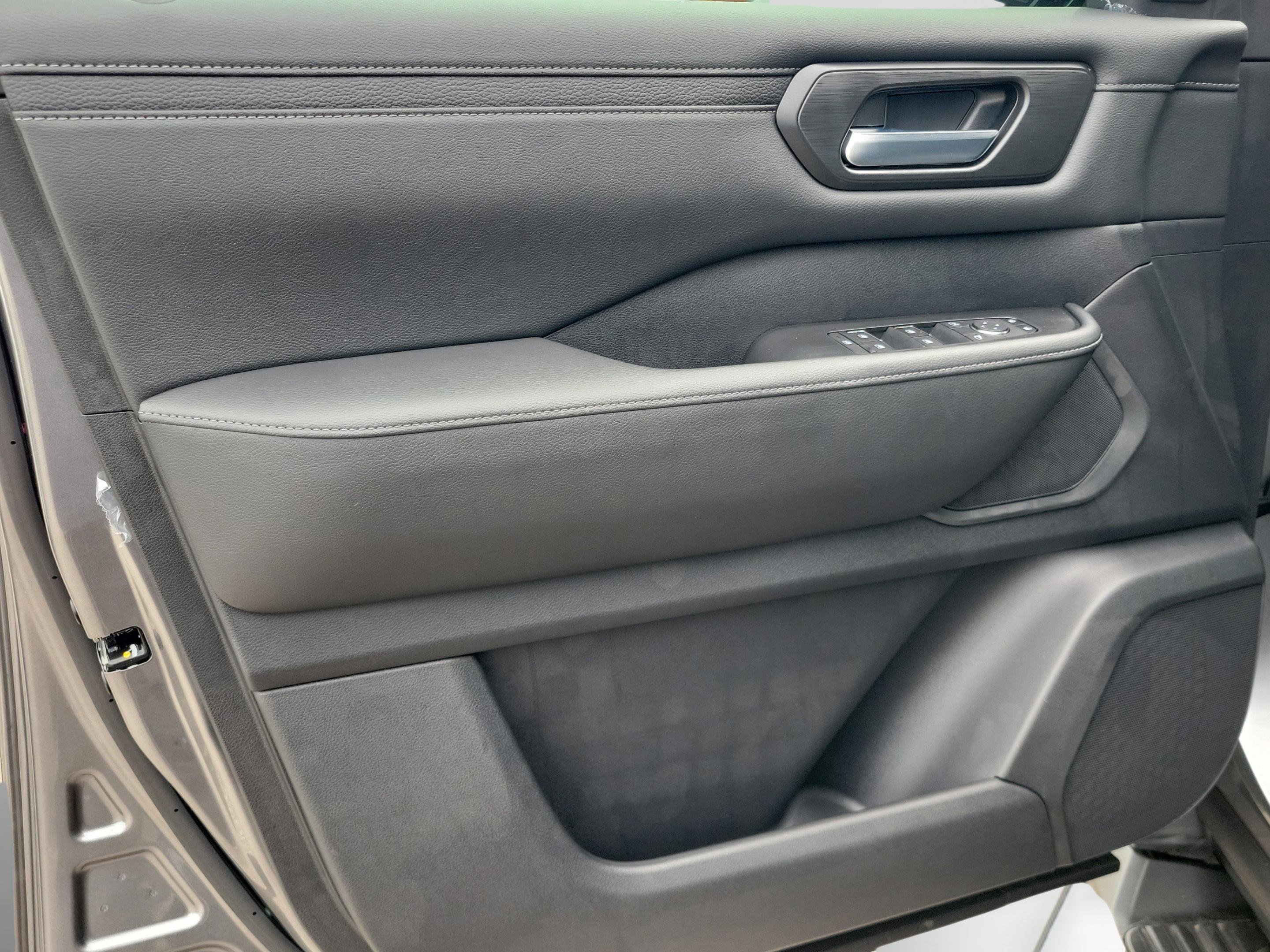 New 2026 Nissan Armada SV RWD image 29
