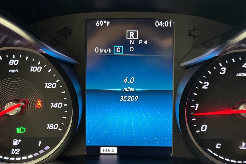 Used 2020 Mercedes-Benz GLC 300 4MATIC image 30