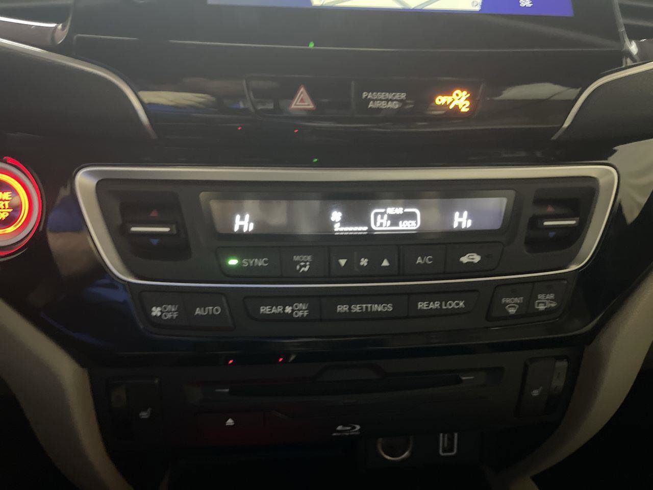 Used 2022 Honda Pilot Touring image 19