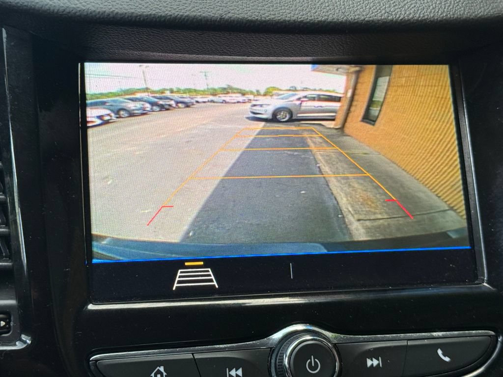 Used 2020 Chevrolet Trax LT w/ Driver Confidence Package AWD/4WD image 20