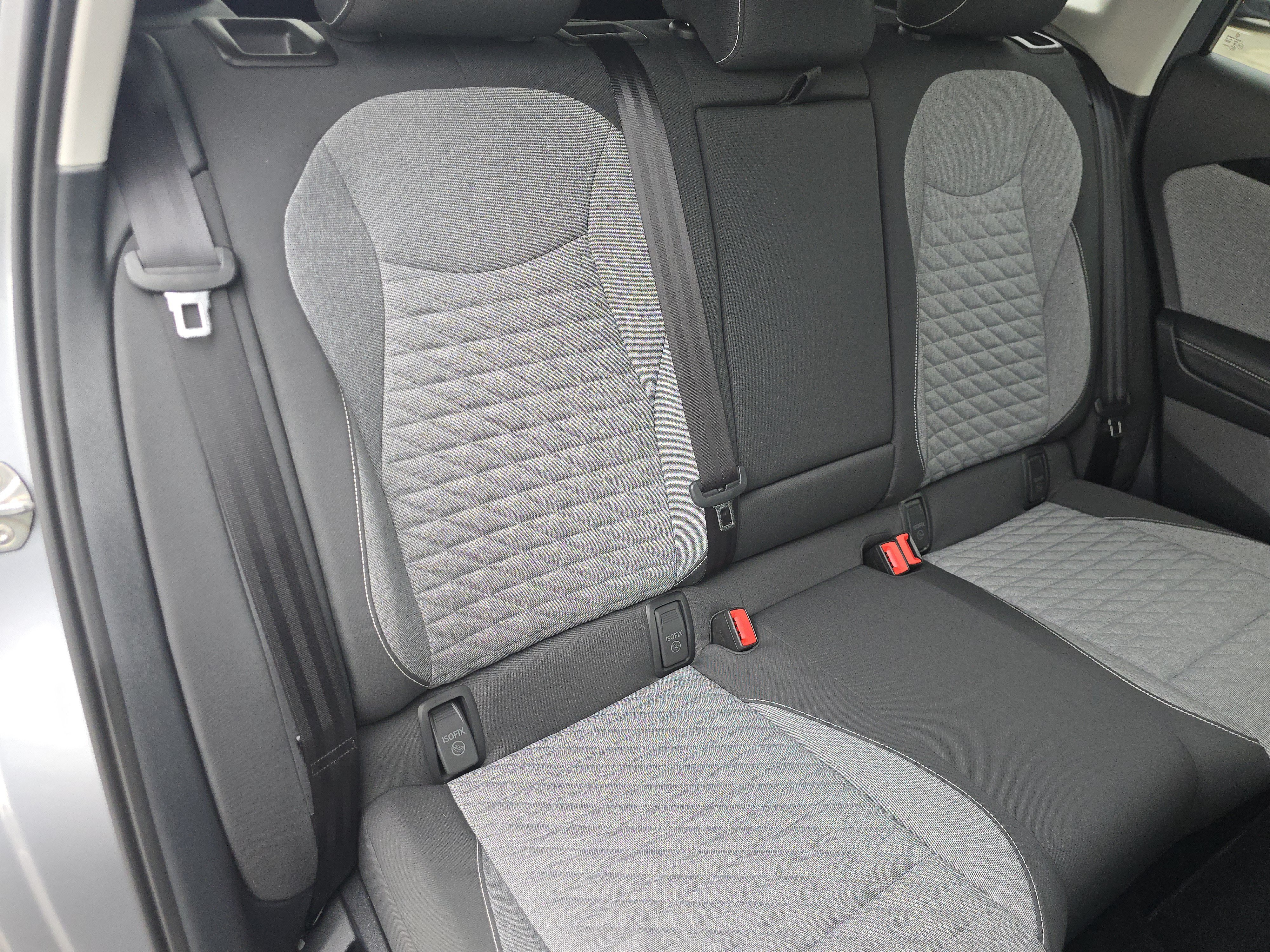 New 2025 Volkswagen Tiguan S AWD/4WD image 18