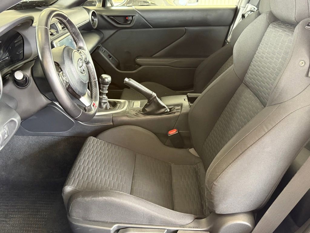 Used 2022 Toyota GR86 w/ ALL Weather Mat Package (TMS) image 13