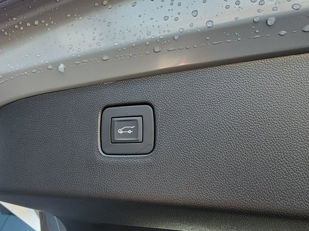 New 2026 Buick Envista Sport Touring w/ Convenience I Package FWD image 44