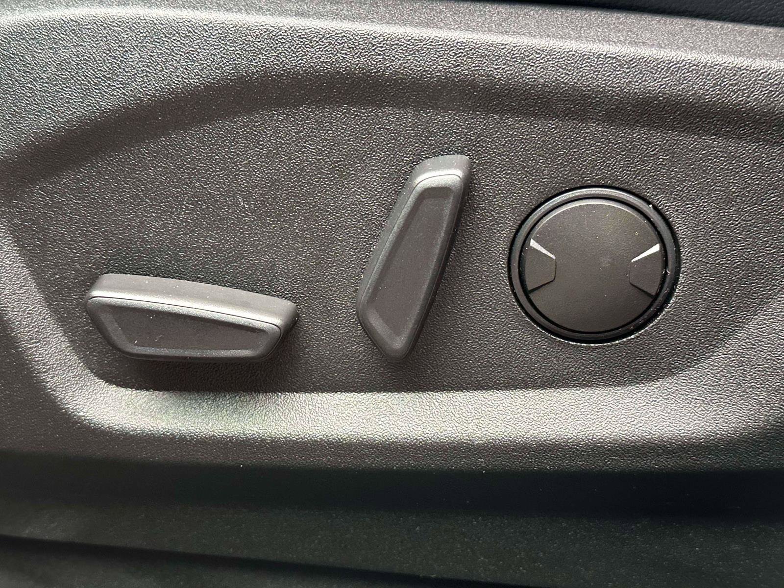 Certified 2022 Ford Edge SEL w/ Convenience Package image 18