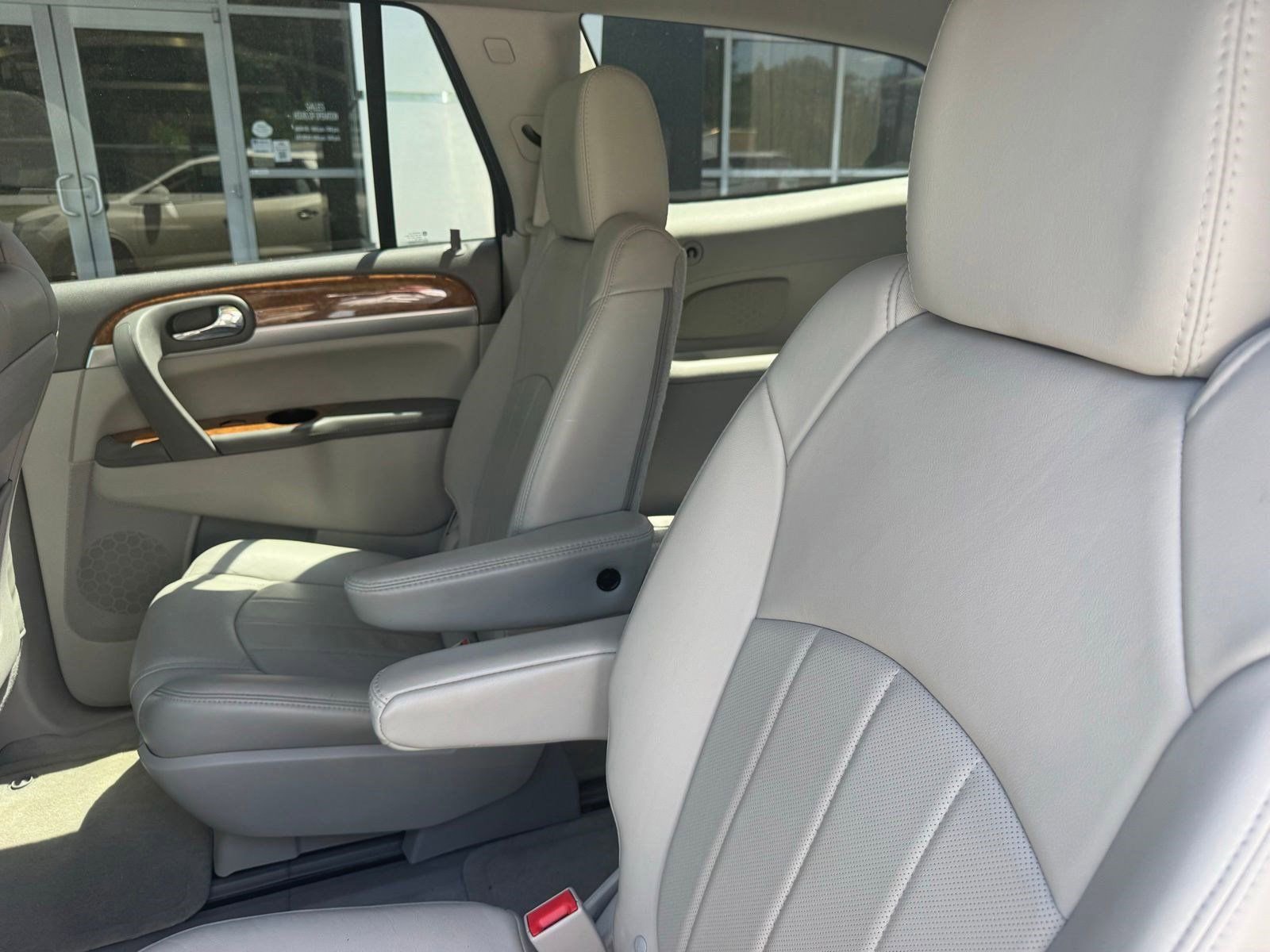 Used 2012 Buick Enclave Leather w/ Trailering Provision Package FWD image 18
