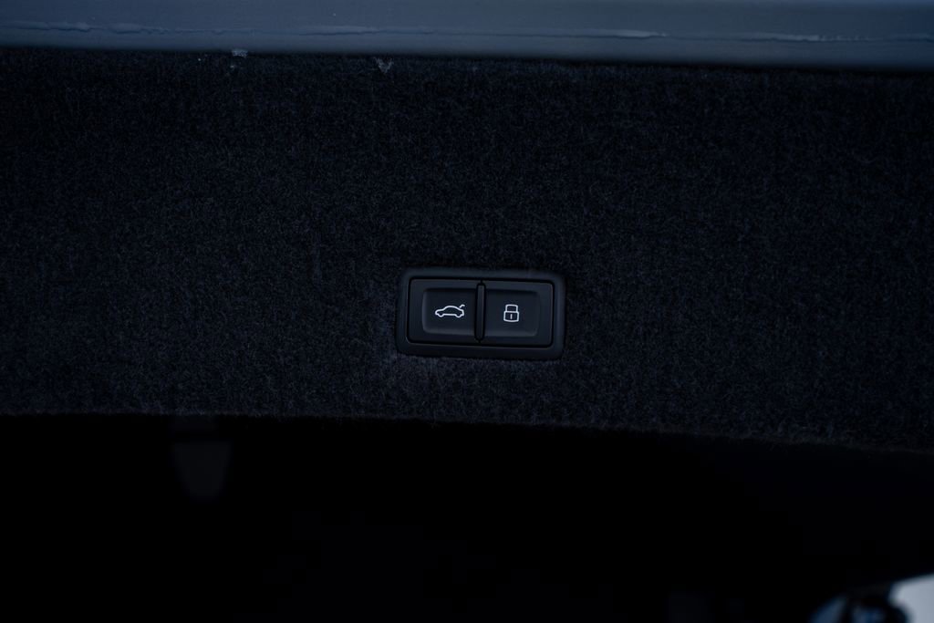 Used 2022 Lamborghini Urus image 68