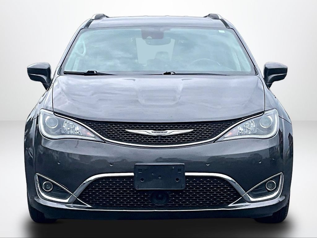 Used 2019 Chrysler Pacifica Touring-L w/ Advanced Safetytec Group FWD image 3