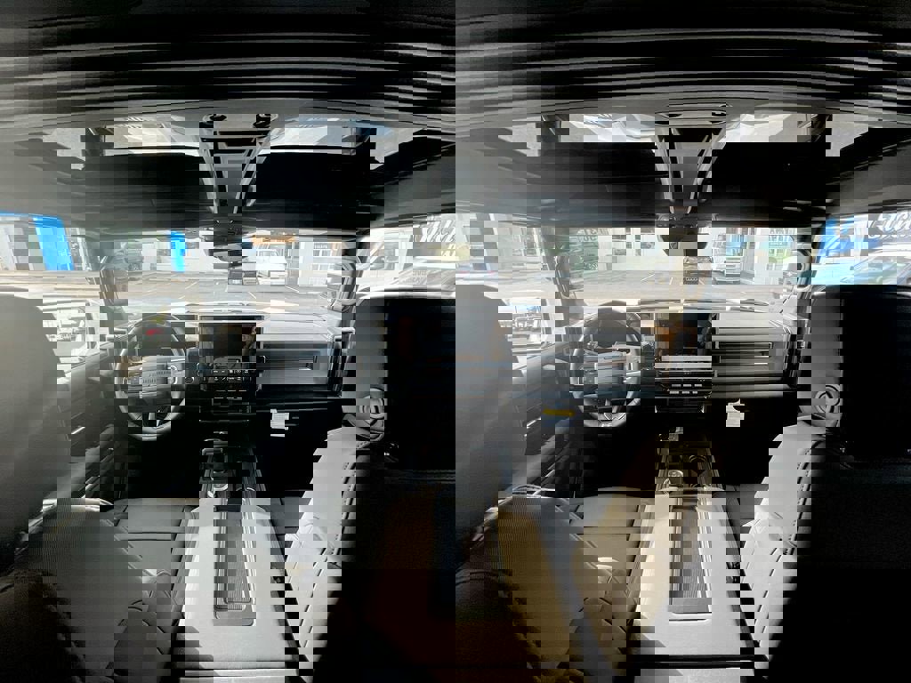 New 2025 GMC Hummer EV 2X image 49