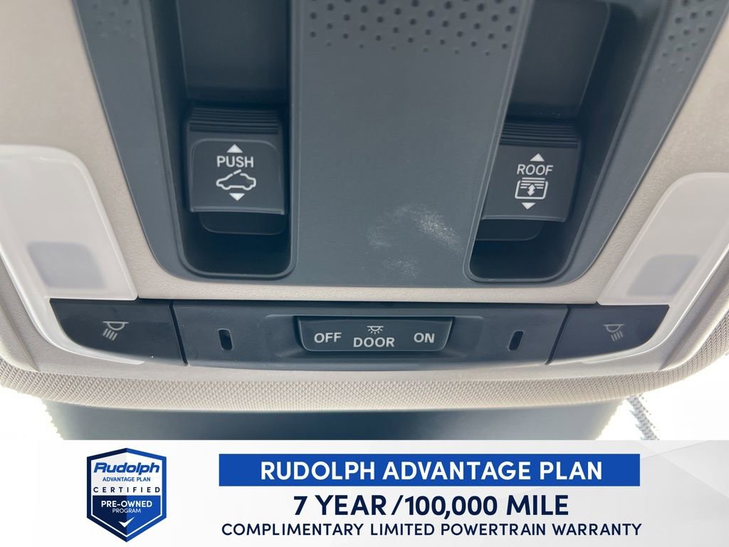 Certified 2025 Honda Pilot Touring image 48