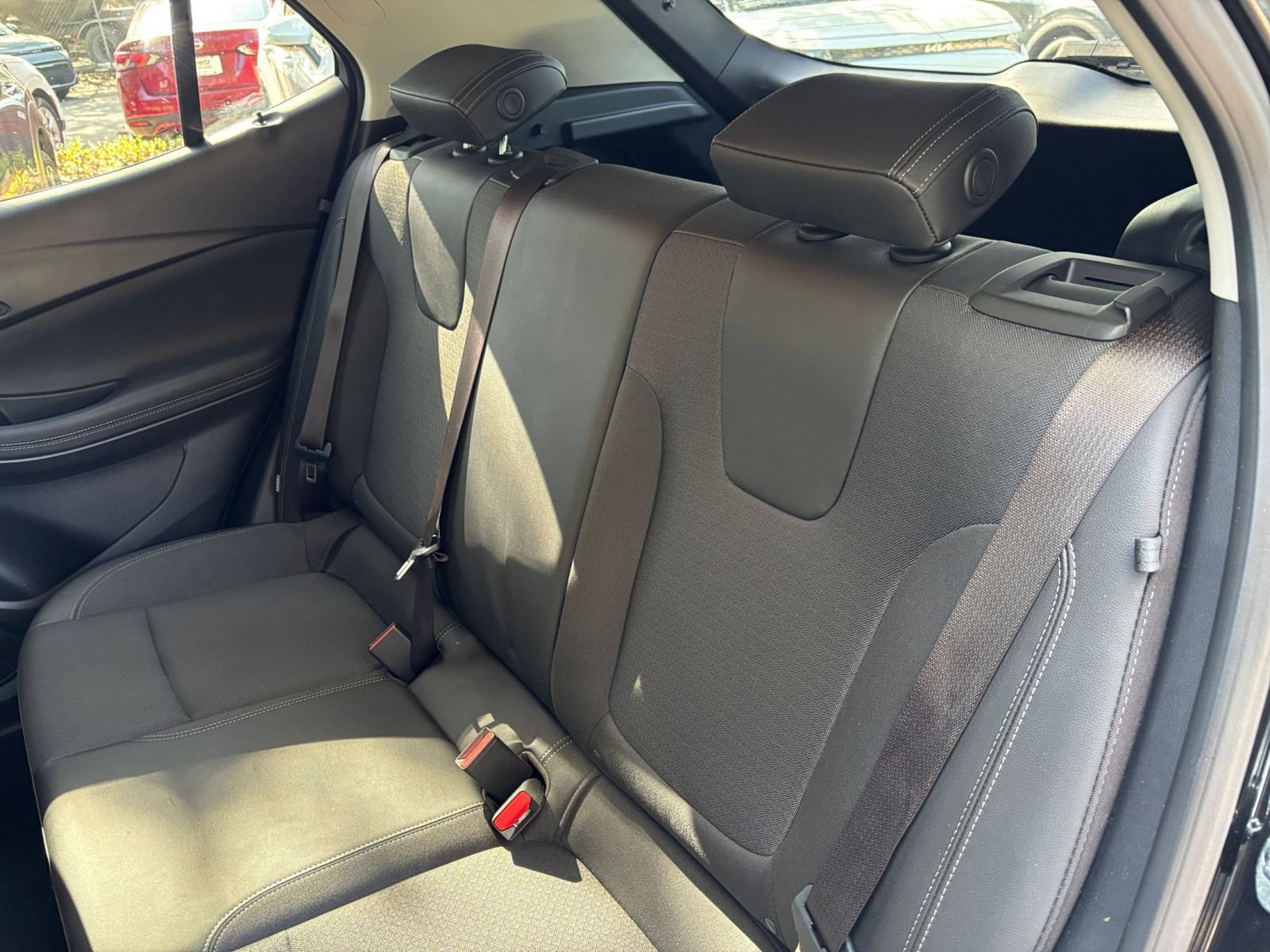 Used 2025 Buick Encore GX Preferred FWD image 36