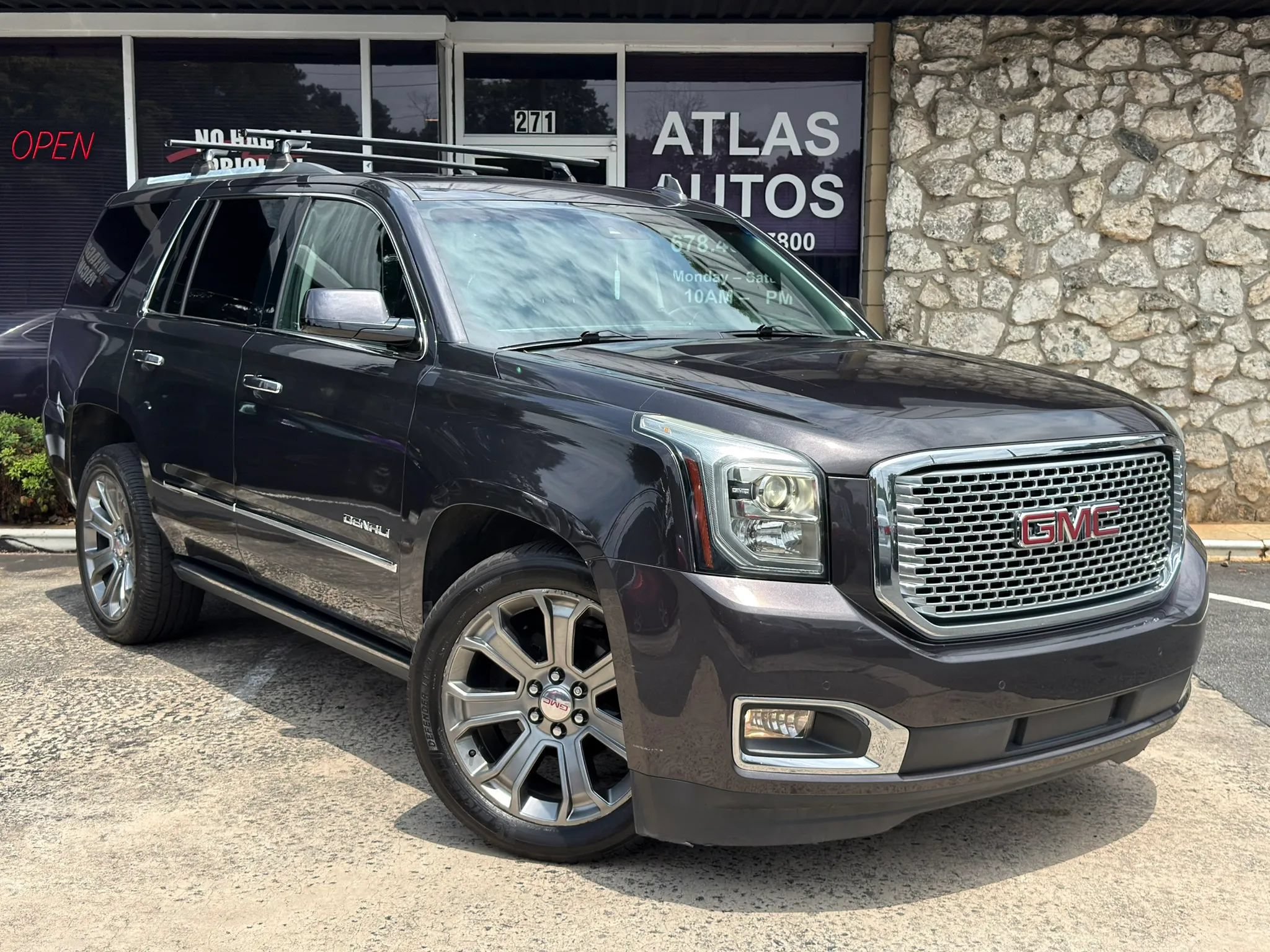 Used 2015 GMC Yukon Denali w/ Premium Package