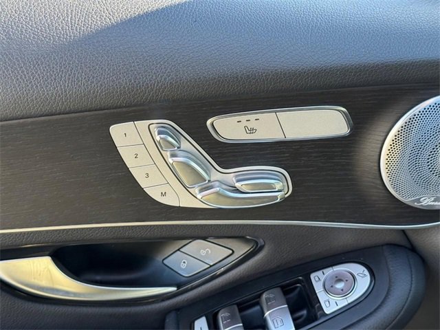 Used 2021 Mercedes-Benz GLC 300 4MATIC image 18