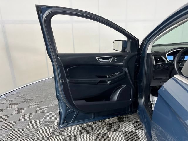 Used 2019 Ford Edge SEL w/ Equipment Group 201A AWD/4WD image 15