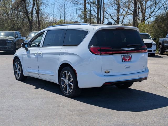 New 2026 Chrysler Pacifica Pinnacle image 5