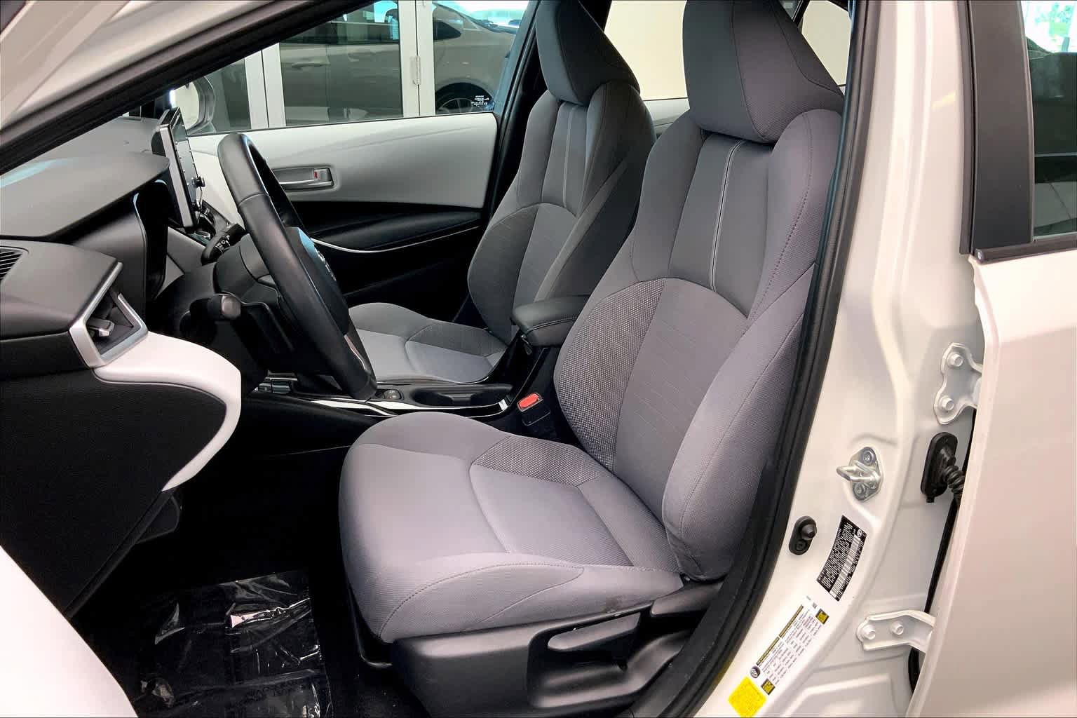 Used 2021 Toyota Corolla SE FWD image 8