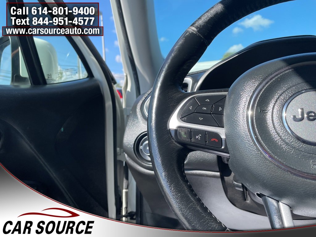 Used 2018 Jeep Renegade Latitude w/ Cold Weather Group image 25