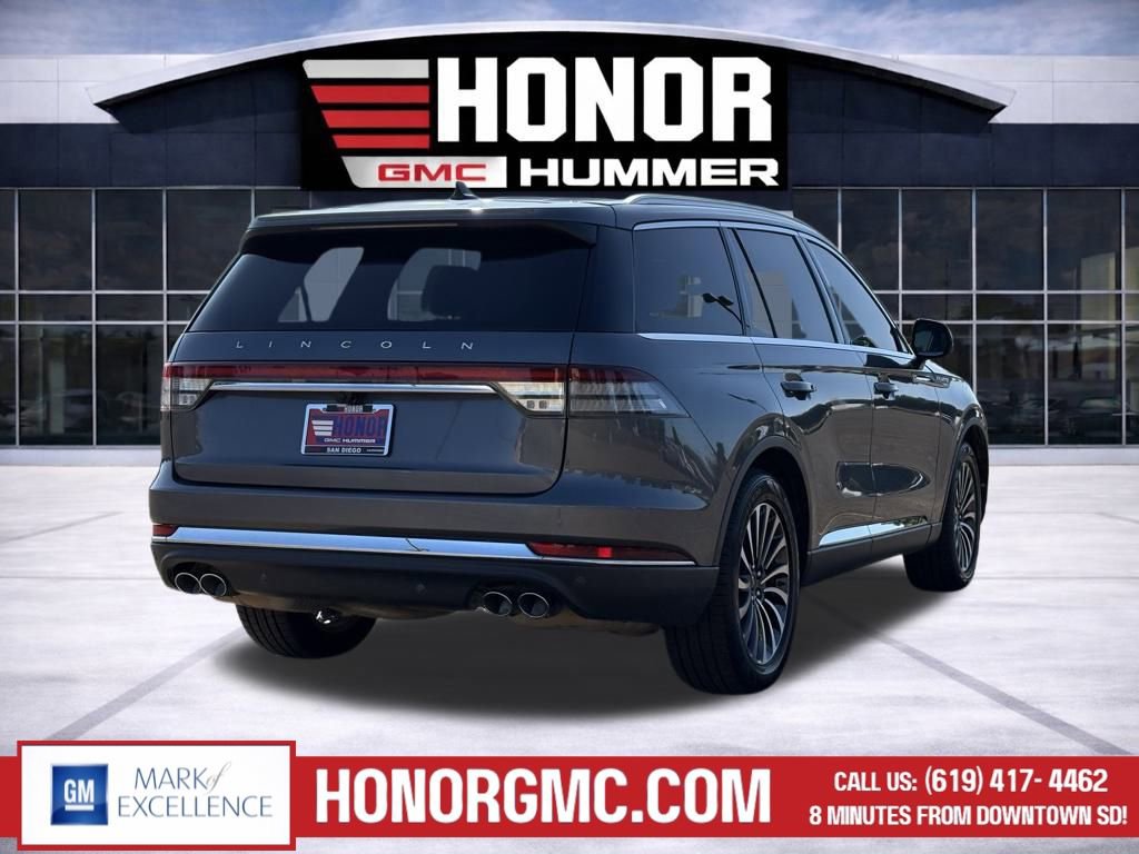 Used 2022 Lincoln Aviator Reserve w/ Equipment Group 201A image 3