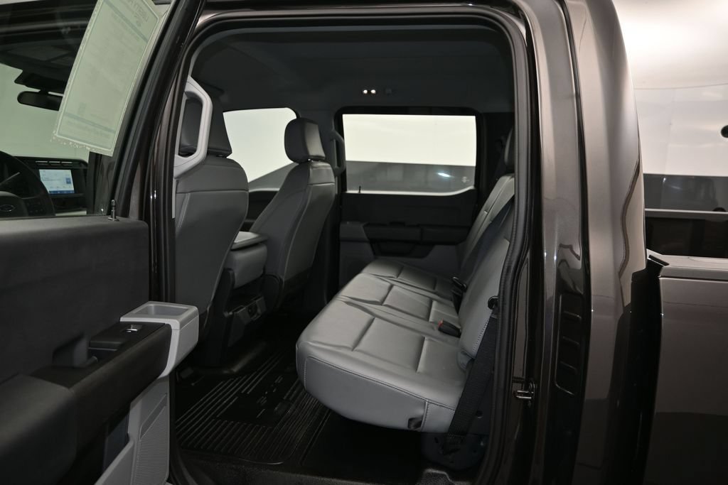 Used 2024 Ford F350 XL AWD/4WD image 17