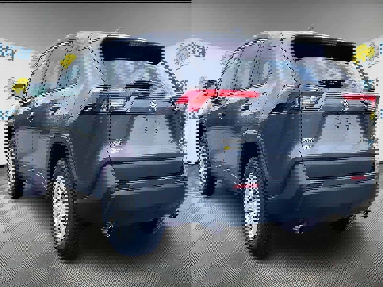 Used 2025 Toyota RAV4 LE image 4