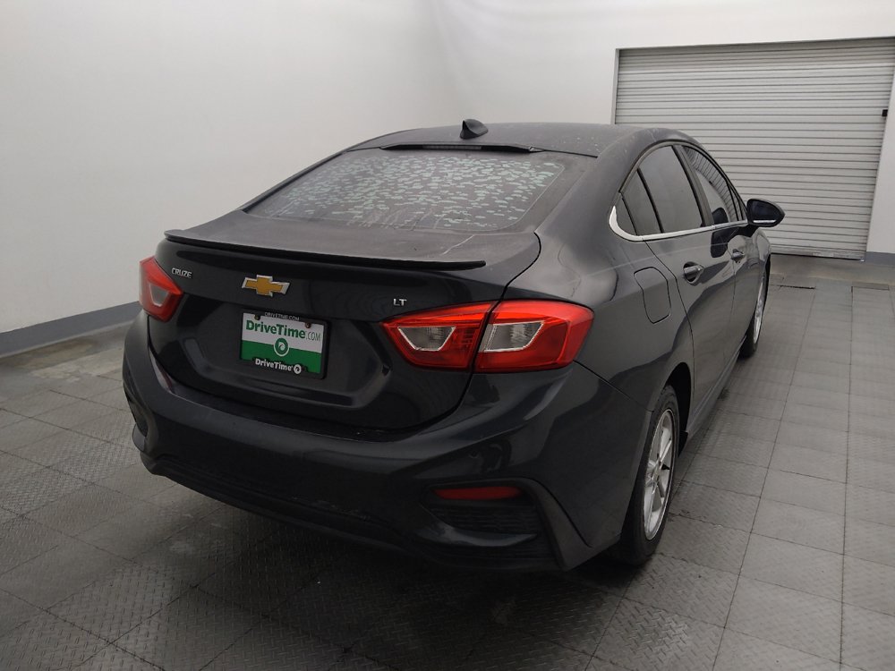 Used 2018 Chevrolet Cruze LT w/ Convenience Package FWD image 7