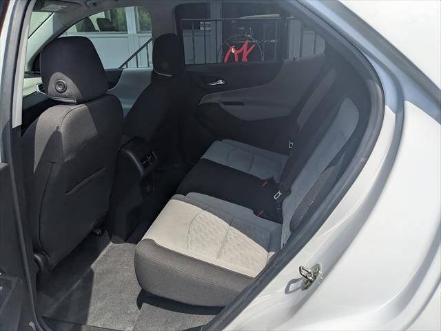 Used 2018 Chevrolet Equinox LS AWD/4WD image 10