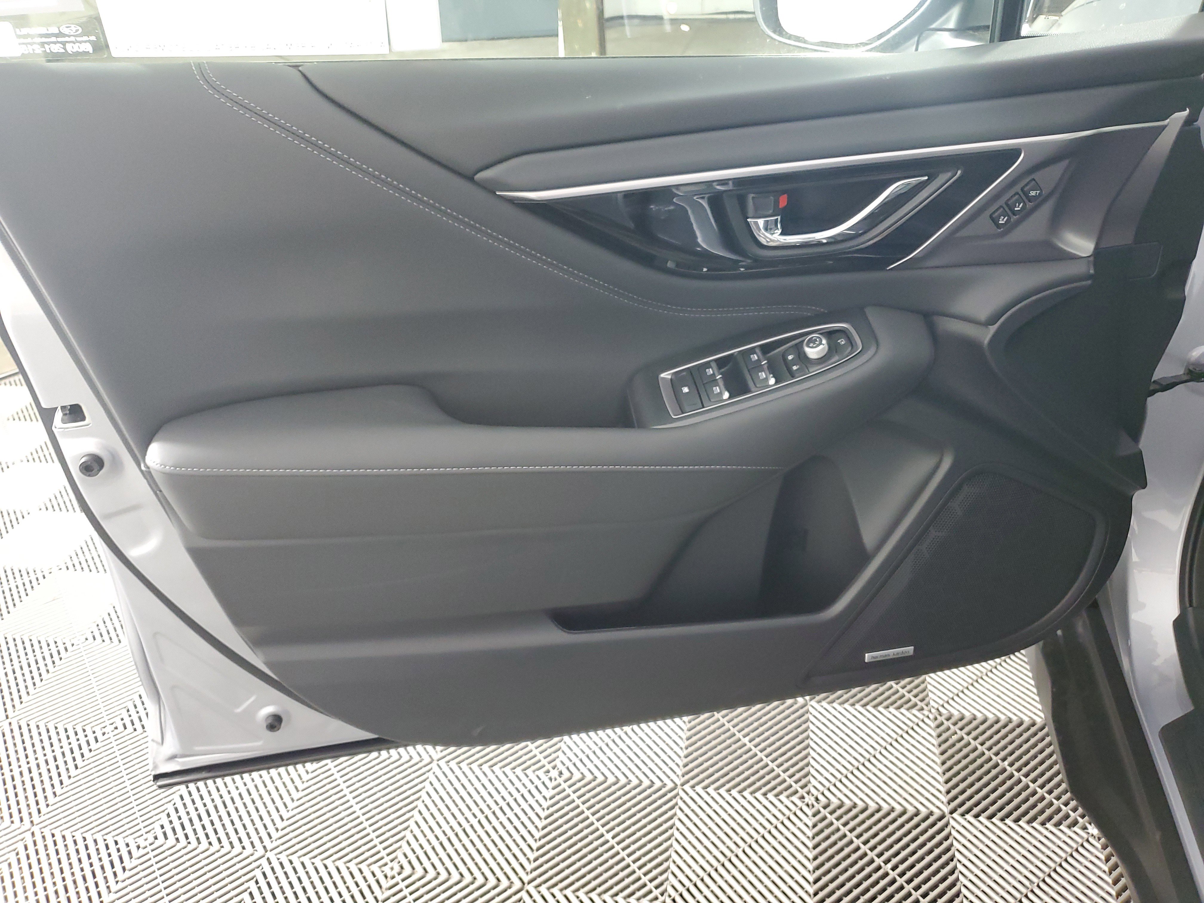 New 2025 Subaru Outback Touring XT image 28