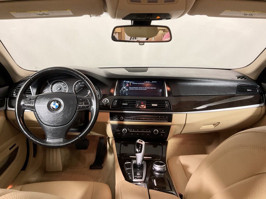 Used 2014 BMW 528i xDrive Sedan image 24