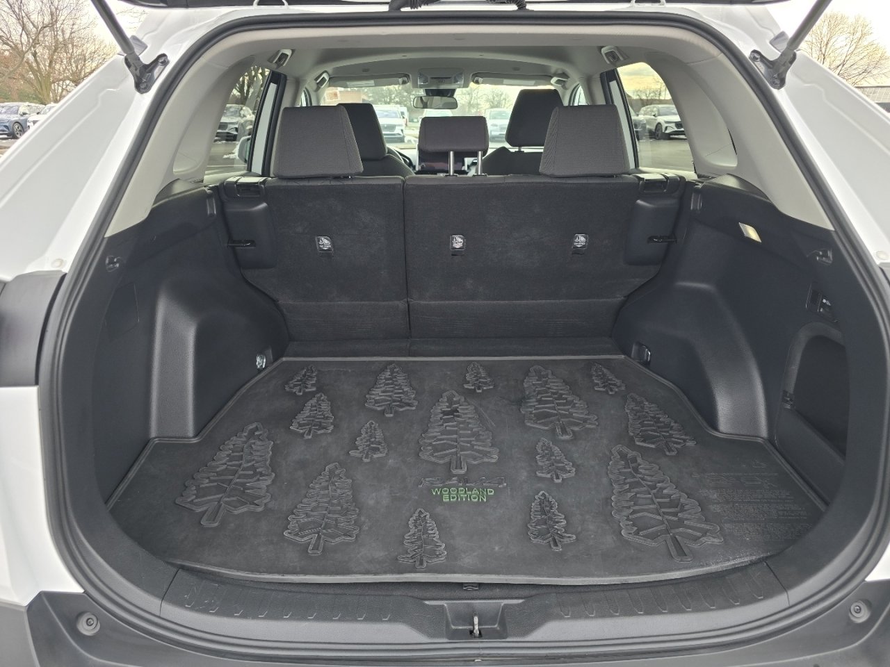 Used 2023 Toyota RAV4 AWD Hybrid image 18