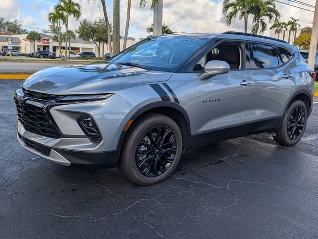 New 2026 Chevrolet Blazer LT w/ LPO, Black Sport Package image 3