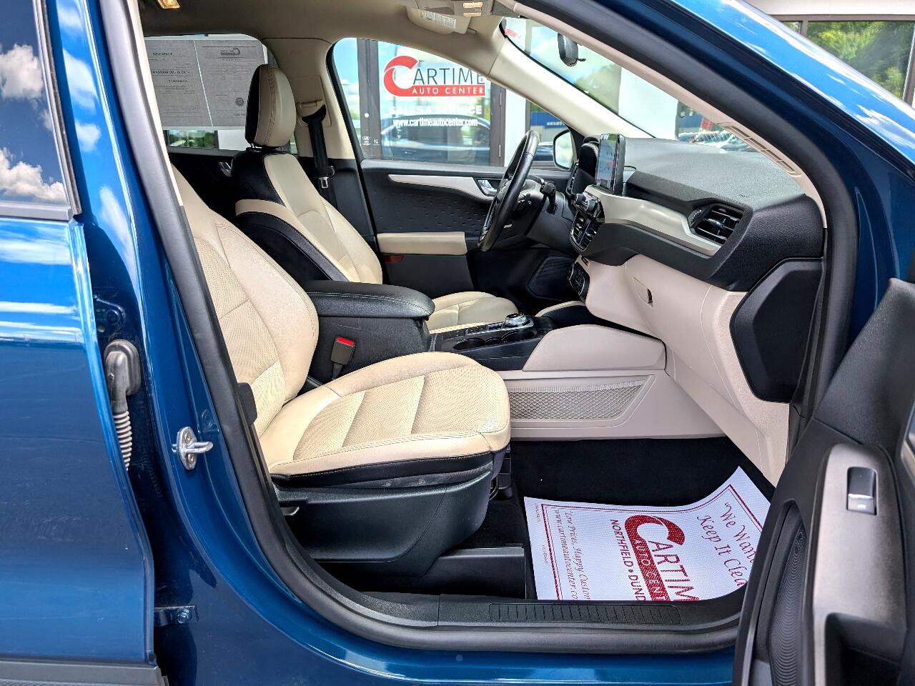 Used 2020 Ford Escape SEL image 11